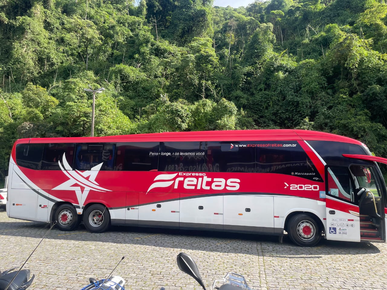 Expresso Freitas — Carro 2020 Dedo de Deus frontal